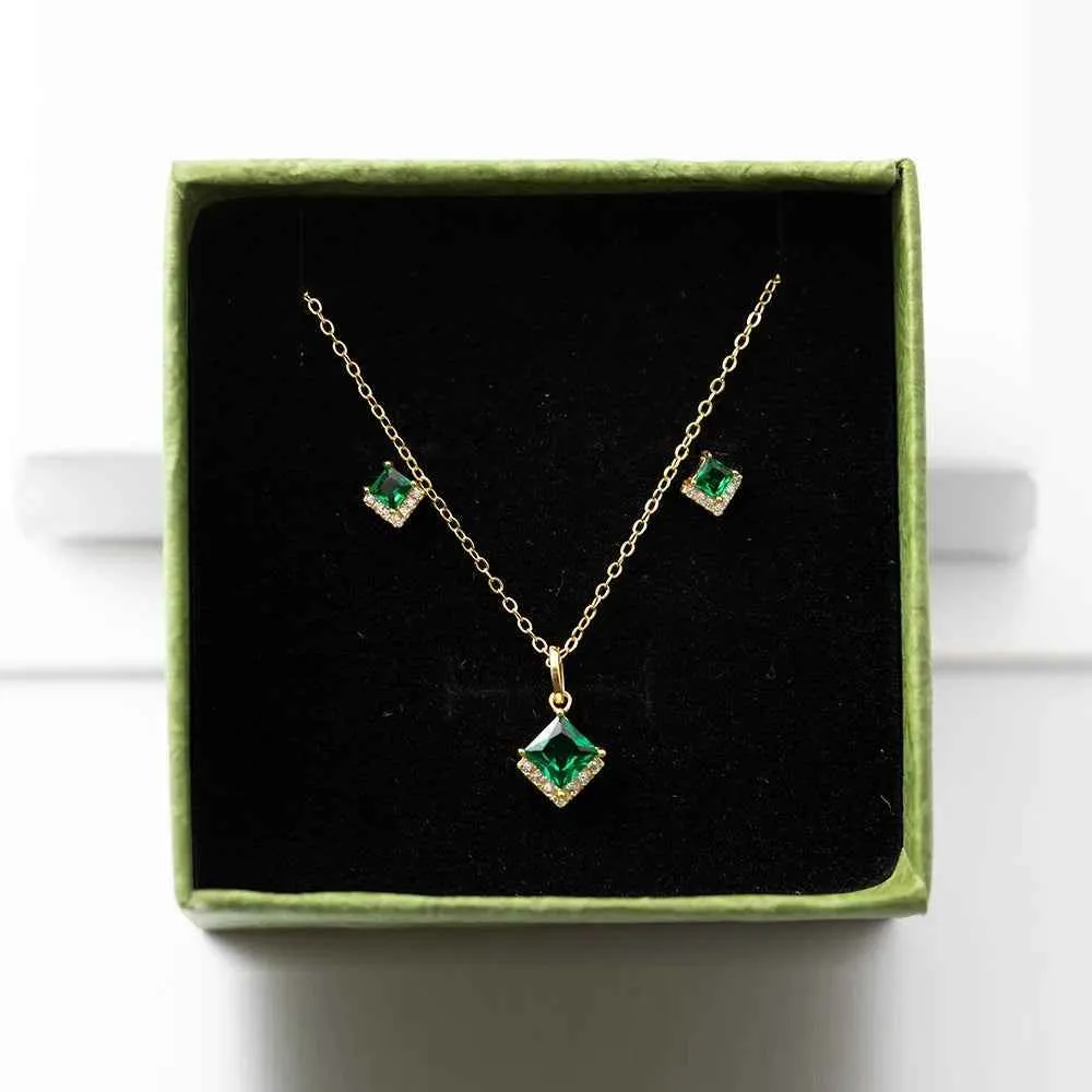 925 Sterling Silver 18k Gold Plated Earring and Necklace Charm Jewelry Set - Emerald Square - Xm252