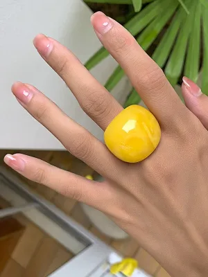 Chunky Acrylic Ring in Yellow