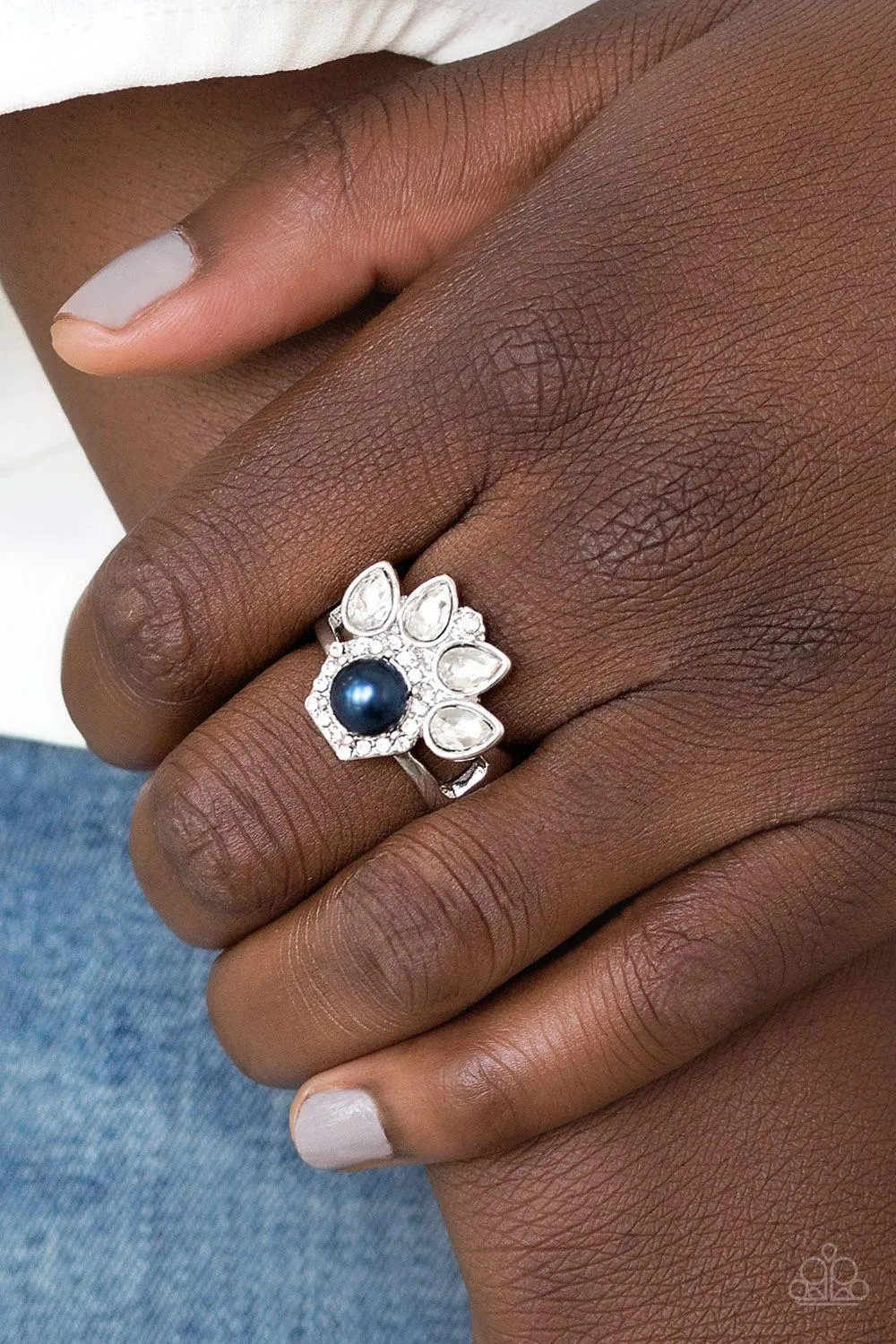 Crown Coronation Blue Ring - Paparazzi Accessories
