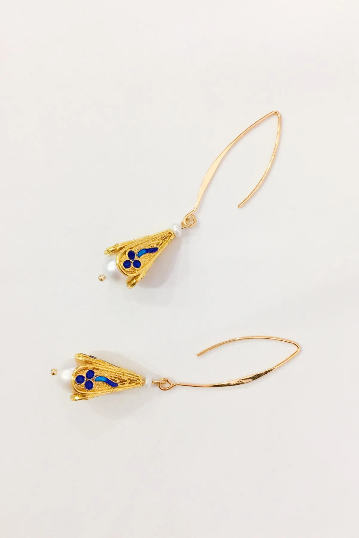 Dominique 18K Gold Enamel Pearl Earrings