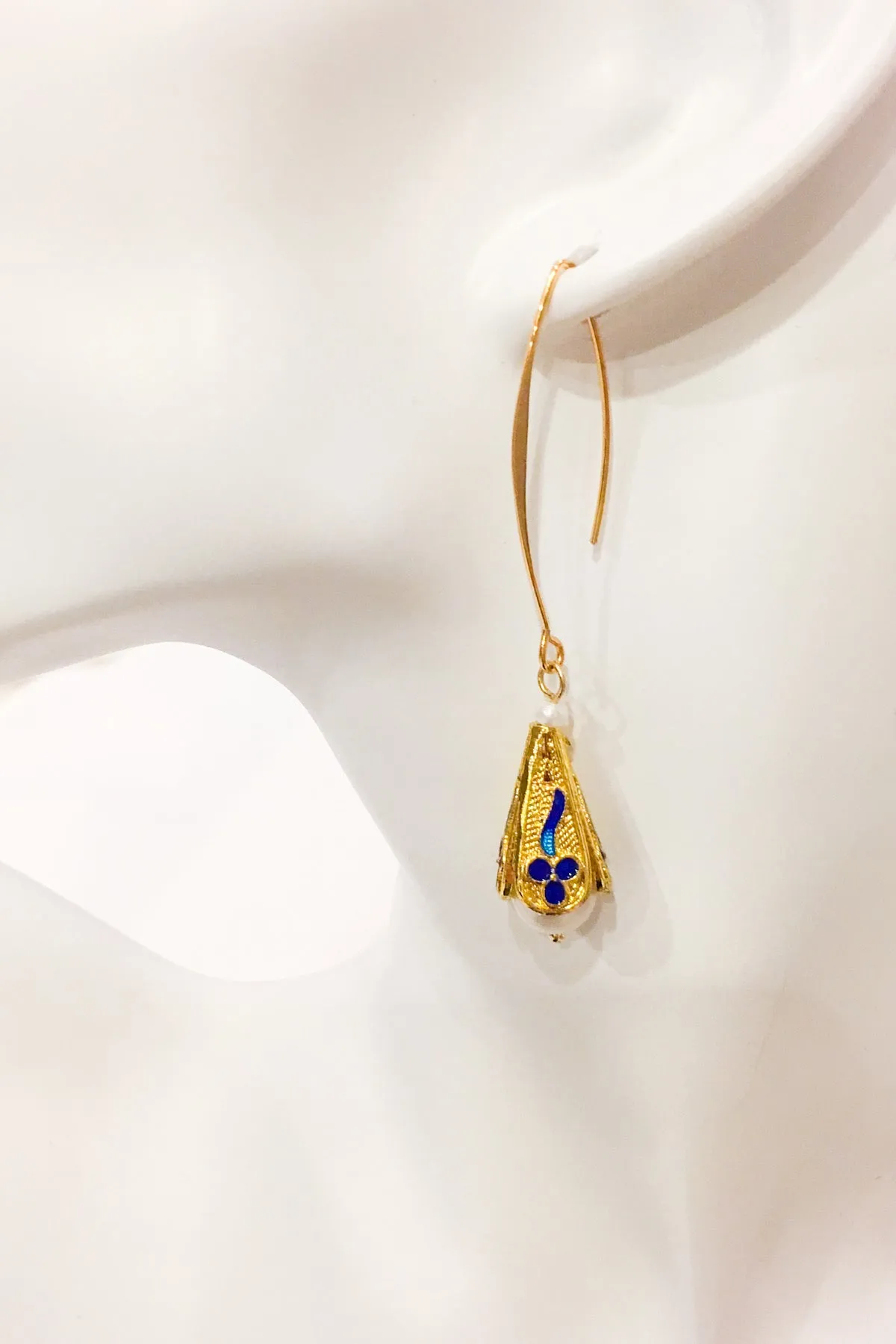 Dominique 18K Gold Enamel Pearl Earrings