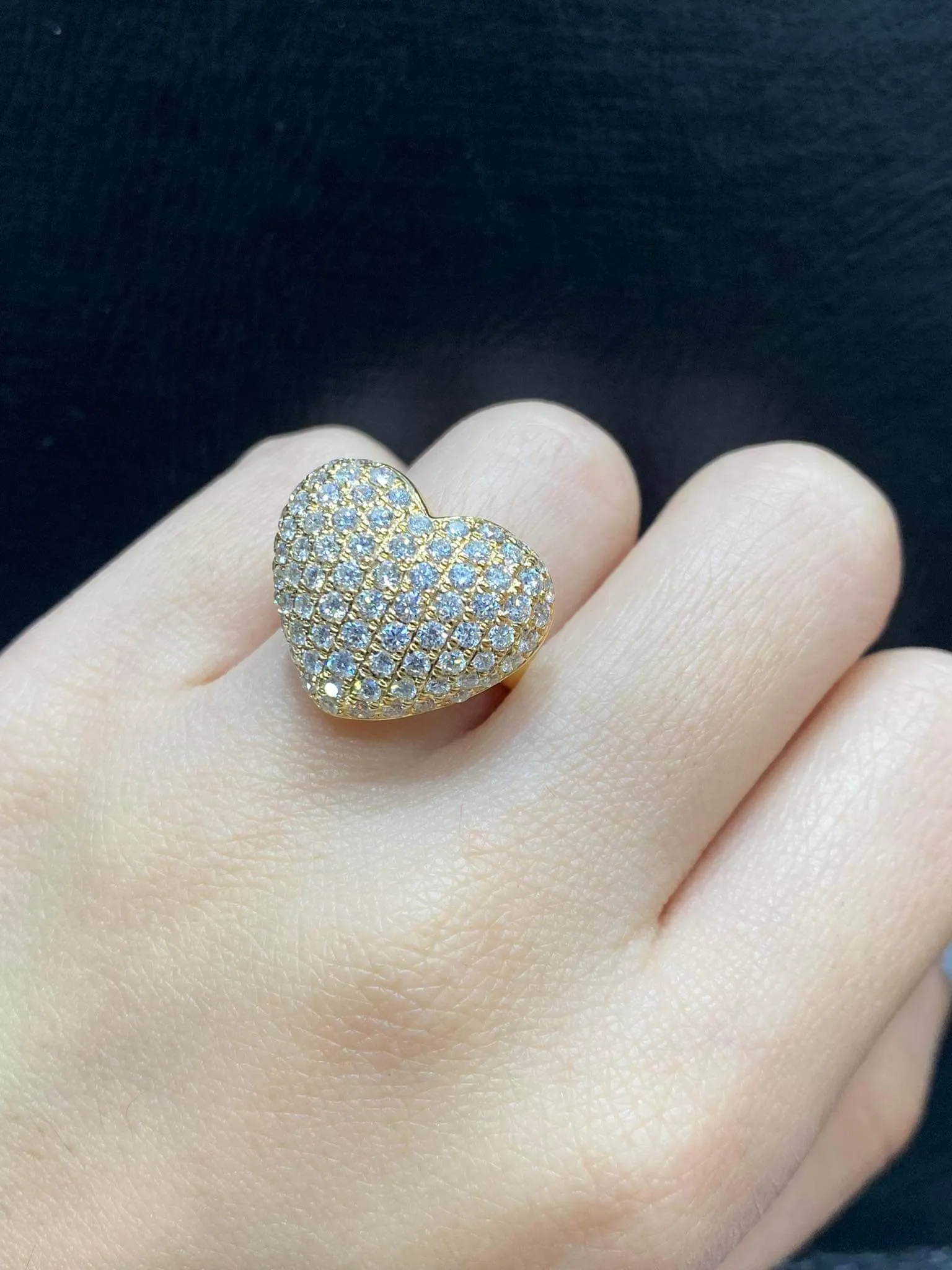 PREORDER | Golden Classic Chunky Heart Statement Diamond Ring 14kt