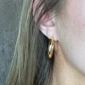 Shirley Thick Gold Hoop